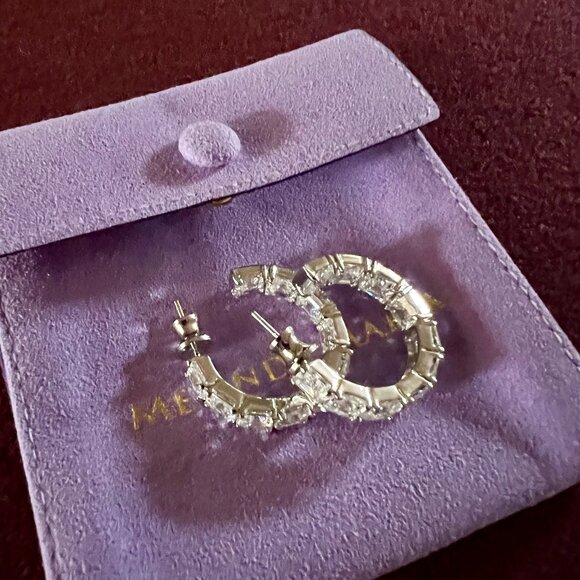 Melinda Maria The Queen's Hoops (1-inch) - SILVER - NWT - Picture 1 of 5